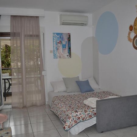 Evaliana Seaside Apartment ปาเลออน ซิฟลิคิออน ภายนอก รูปภาพ