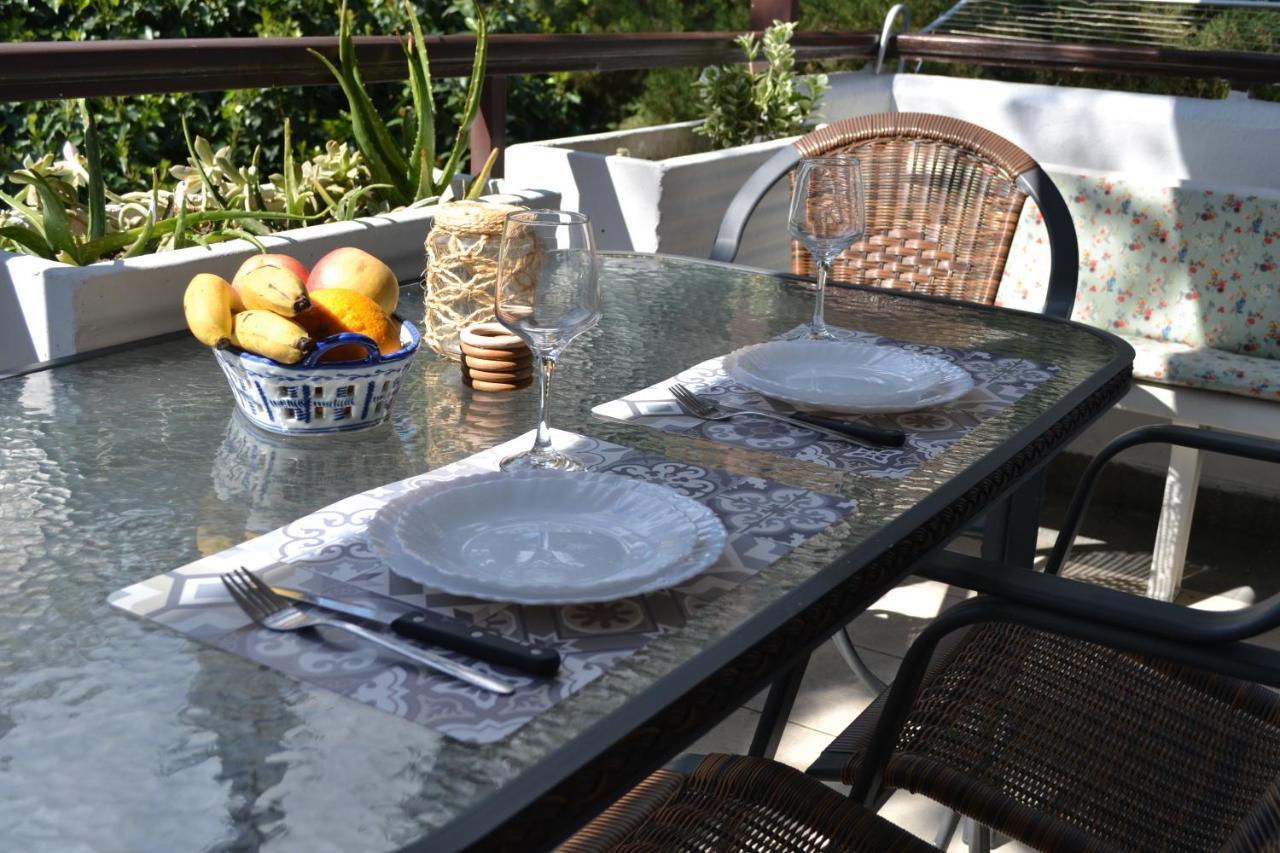 Evaliana Seaside Apartment ปาเลออน ซิฟลิคิออน ภายนอก รูปภาพ